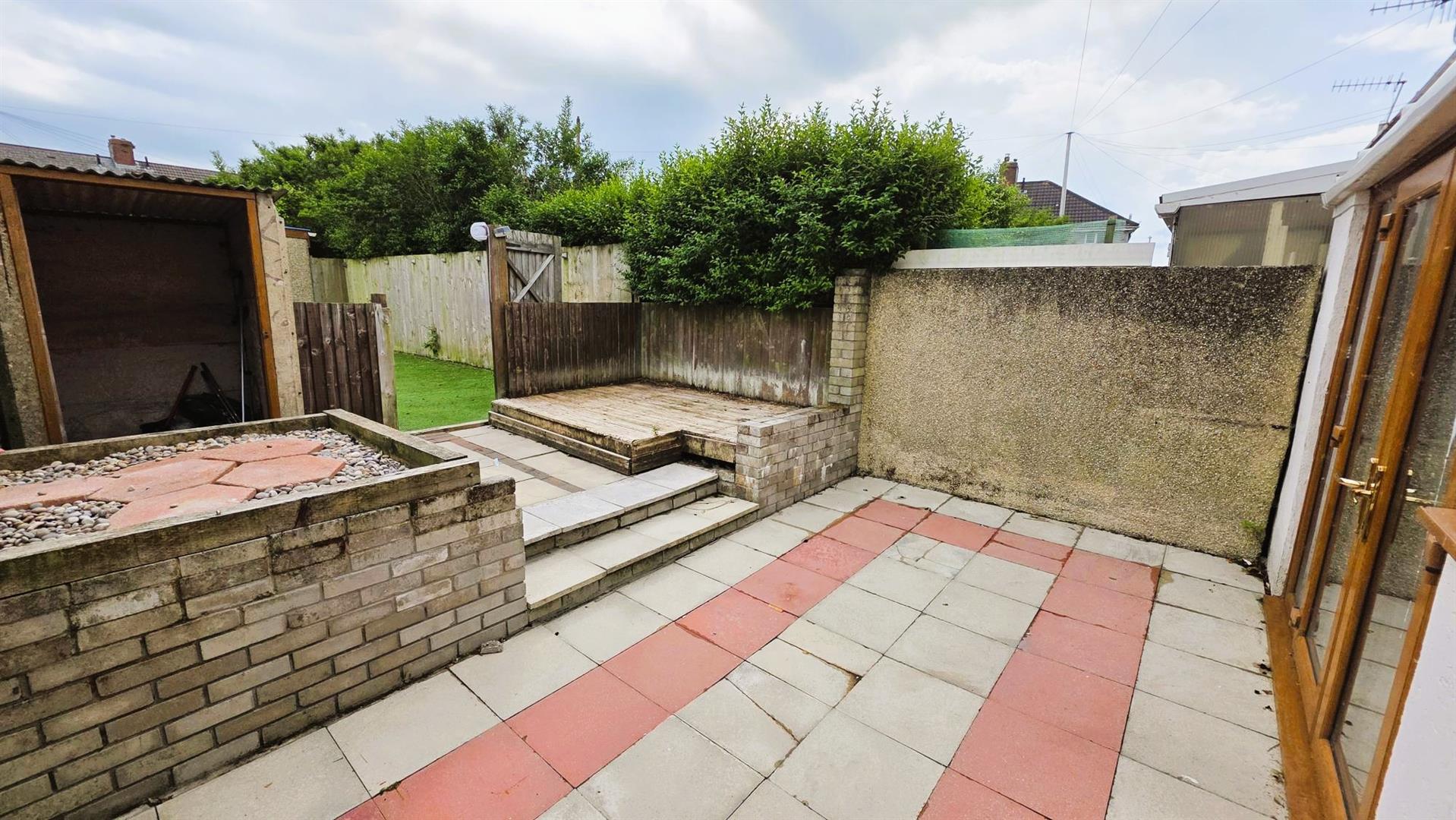 Bond Avenue, Llanelli, SA15 1RG